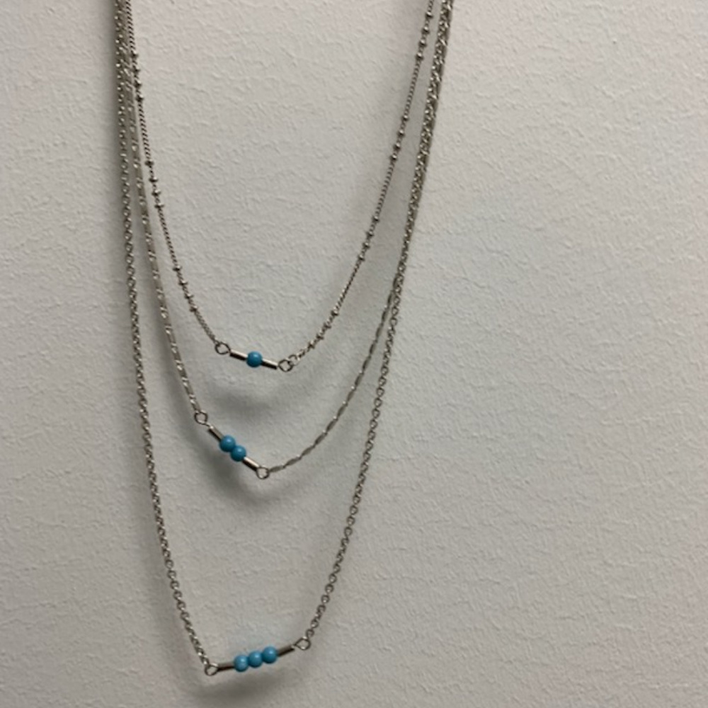 Three tiered drop necklace